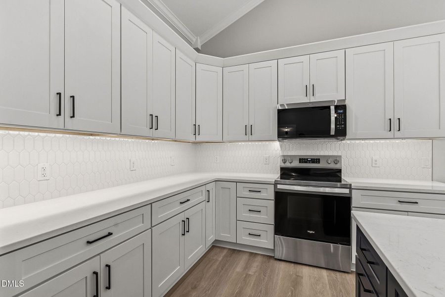 39-web-or-mls-DSC01748 39-web-or-mls-DSC01748