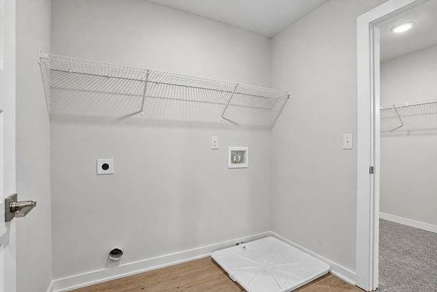 Spacious, unfurnished interior of a new home in The Manor at Gainesville Township, Gainesville (Image 30).