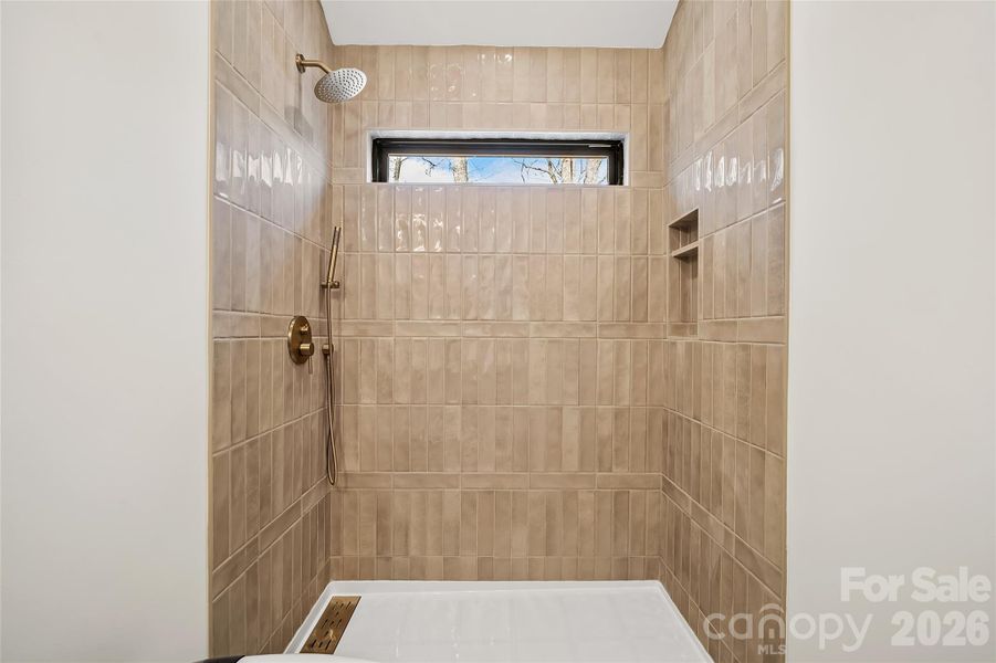 Full tile surround