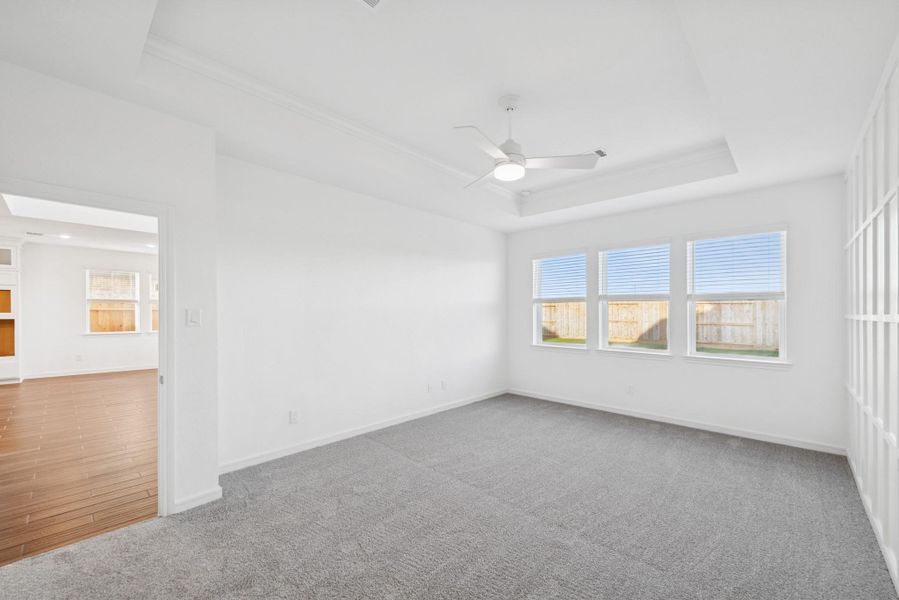 Peaceful primary suite