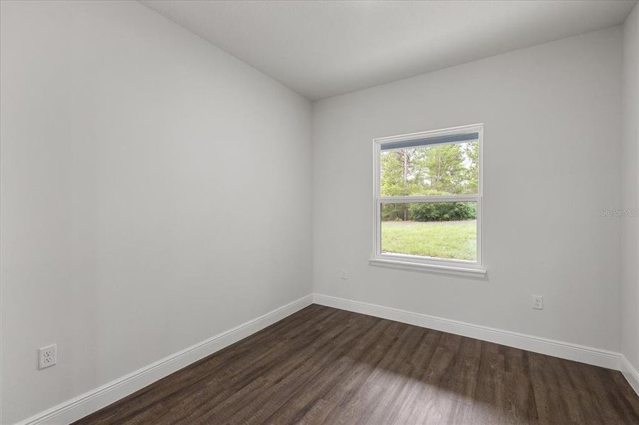 Spacious, unfurnished interior of a new home in , Ocala (Image 30).