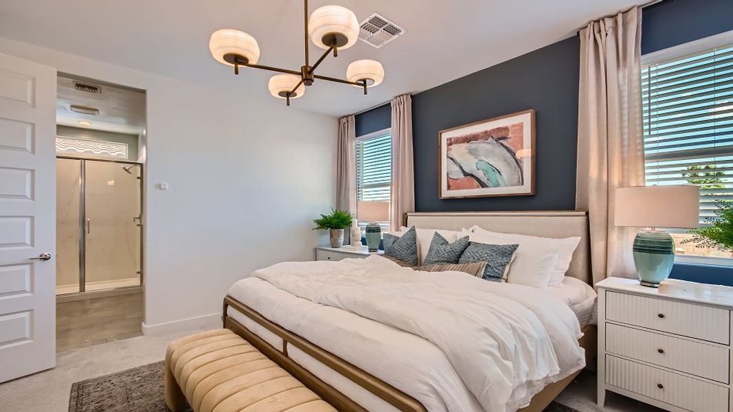 3580 Latitude Owners 2of3 F1 Base4