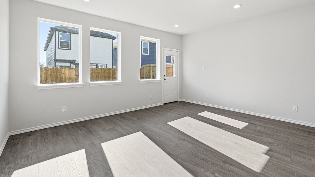 Spacious, unfurnished interior of a new home in Arbor Trails South, Princeton (Image 5). Spacious, unfurnished interior of a new home in Arbor Trails South, Princeton (Image 5).