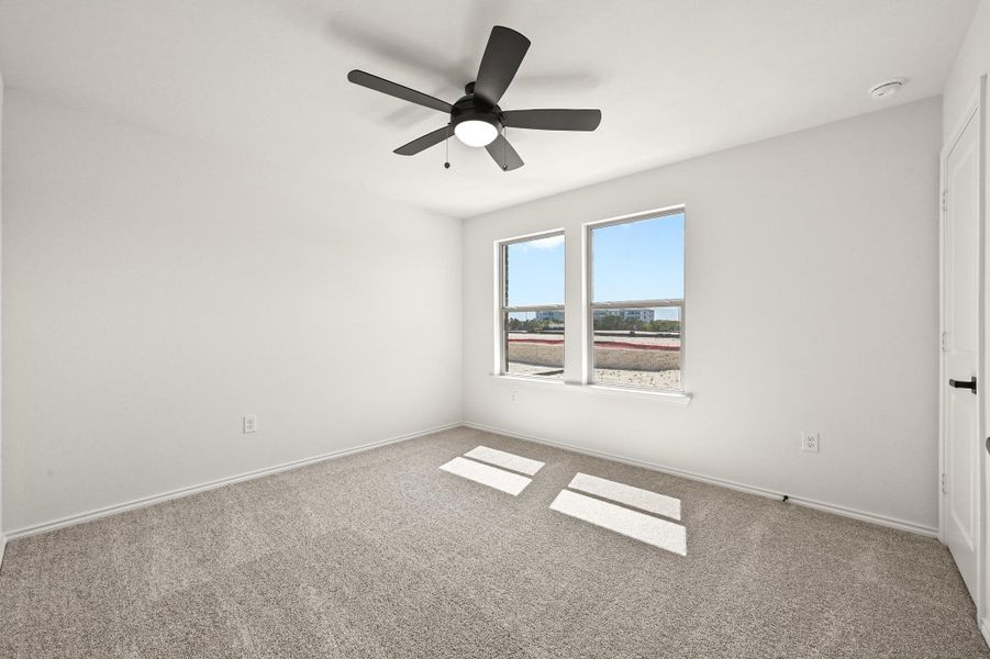 Spacious, unfurnished interior of a new home in Creekside at Estancia, Austin (Image 25).