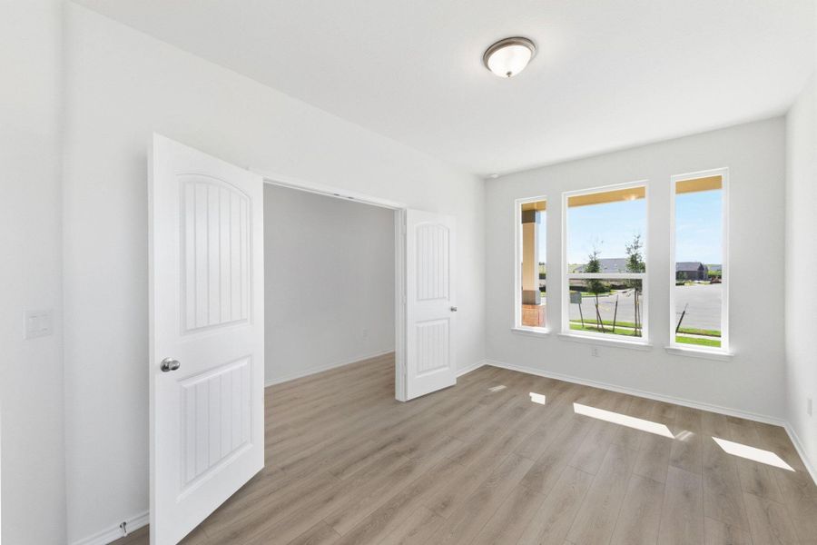 Spacious, unfurnished interior of a new home in Stoney Chase, Del Valle (Image 24). Spacious, unfurnished interior of a new home in Stoney Chase, Del Valle (Image 24).