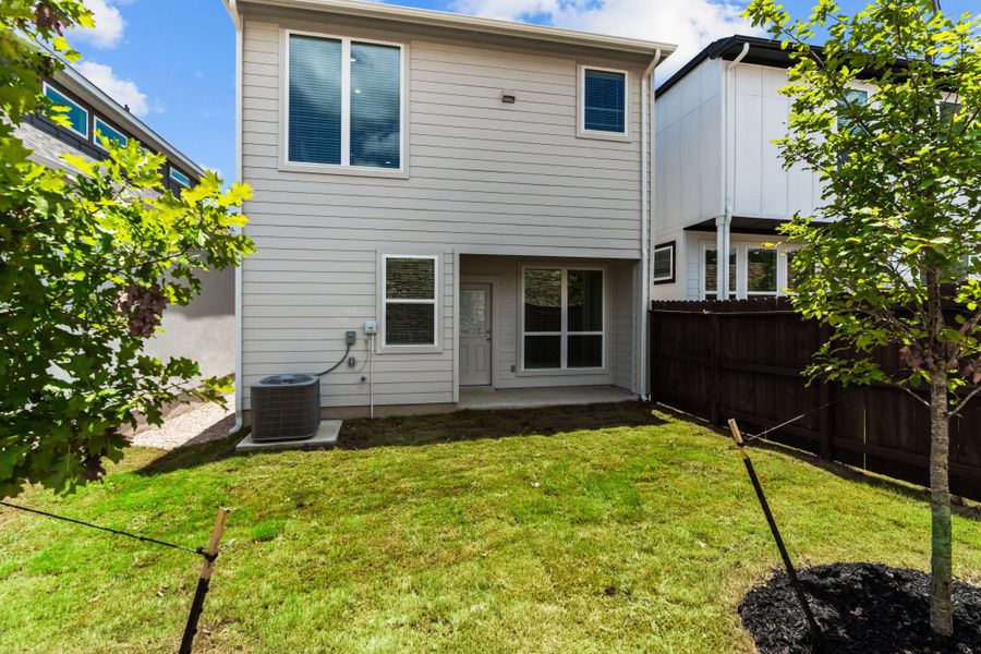 Representative exterior photo of a completed home built from the Athena by Chesmar Homes in Centero at Stone Oak, San Antonio, TX (Image 8). Representative exterior photo of a completed home built from the Athena by Chesmar Homes in Centero at Stone Oak, San Antonio, TX (Image 8).