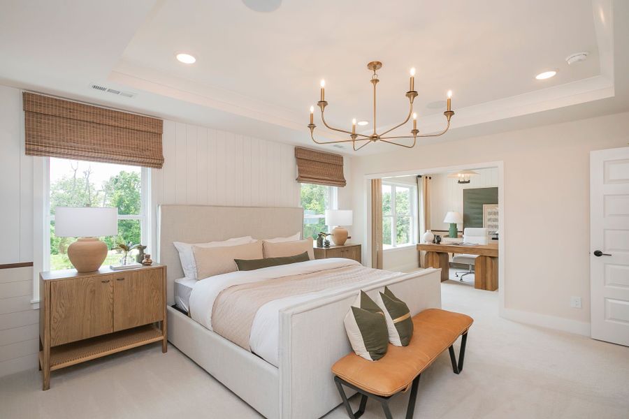 Representative furnished interior of a home built from the Continental by Pulte Homes in Glenview Farms, Murfreesboro (Image 11).