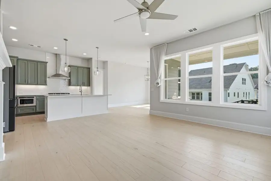 Spacious, unfurnished interior of a new home in , Woodstock (Image 19).