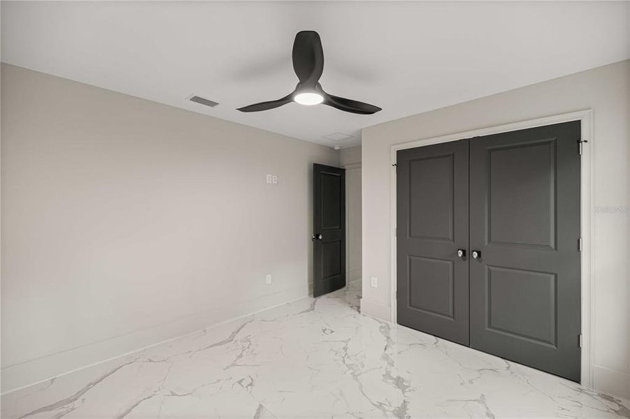 Spacious, unfurnished interior of a new home in , Ocala (Image 15).