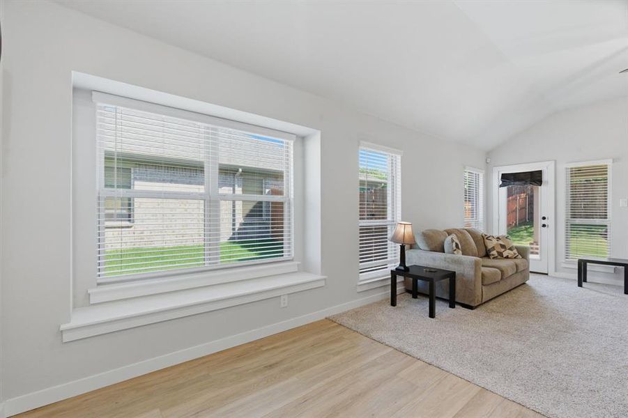 Furnished interior view inside a new home in Trail Creek, Cleburne (Image 18).