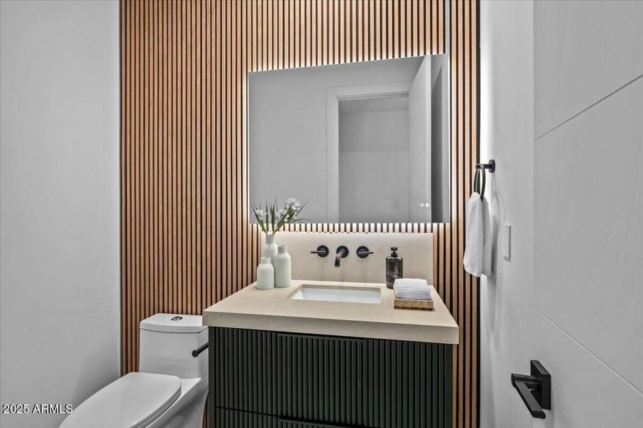 078-Upstairs Powder Room 078-Upstairs Powder Room