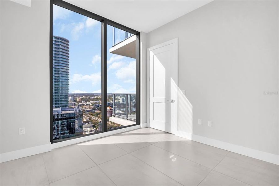 Spacious, unfurnished interior of a new home in , St. Petersburg (Image 46). Spacious, unfurnished interior of a new home in , St. Petersburg (Image 46).