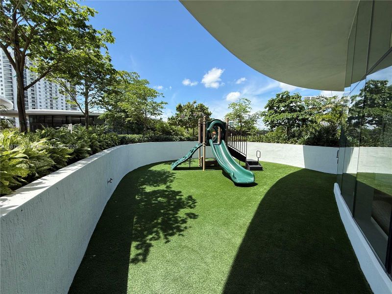 Image 81 of a home in Aria Reserve.