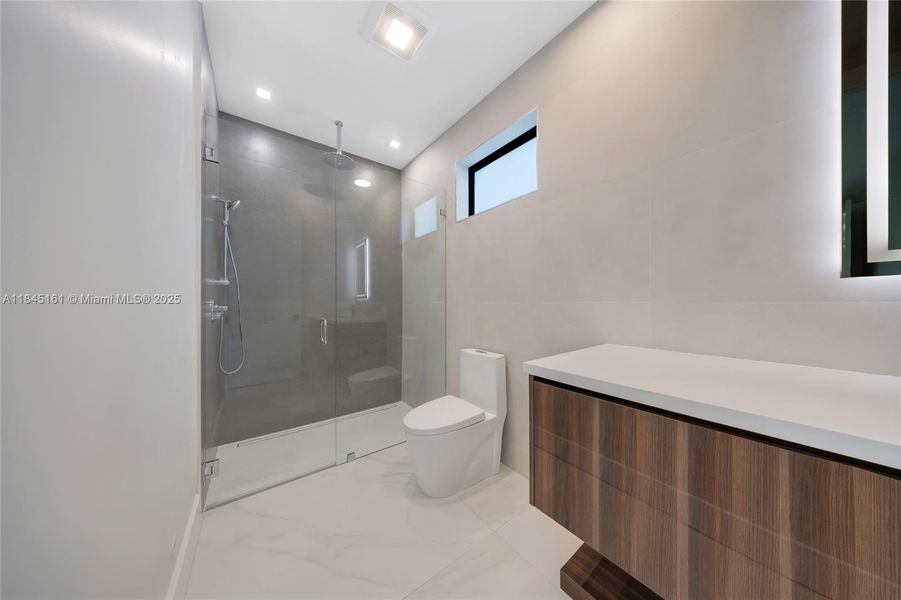 Furnished interior view inside a new home in , Fort Lauderdale (Image 14). Furnished interior view inside a new home in , Fort Lauderdale (Image 14).