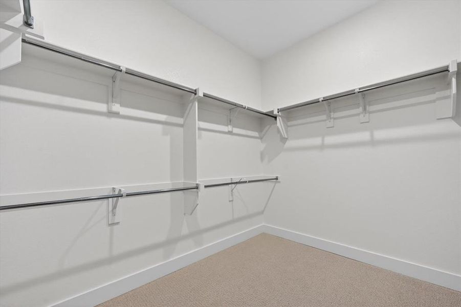 Spacious, unfurnished interior of a new home in Cambridge Crossing, Celina (Image 16).