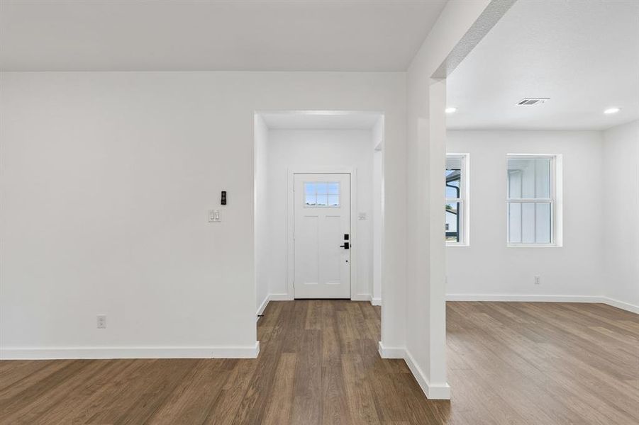Spacious, unfurnished interior of a new home in , Runaway Bay (Image 23).