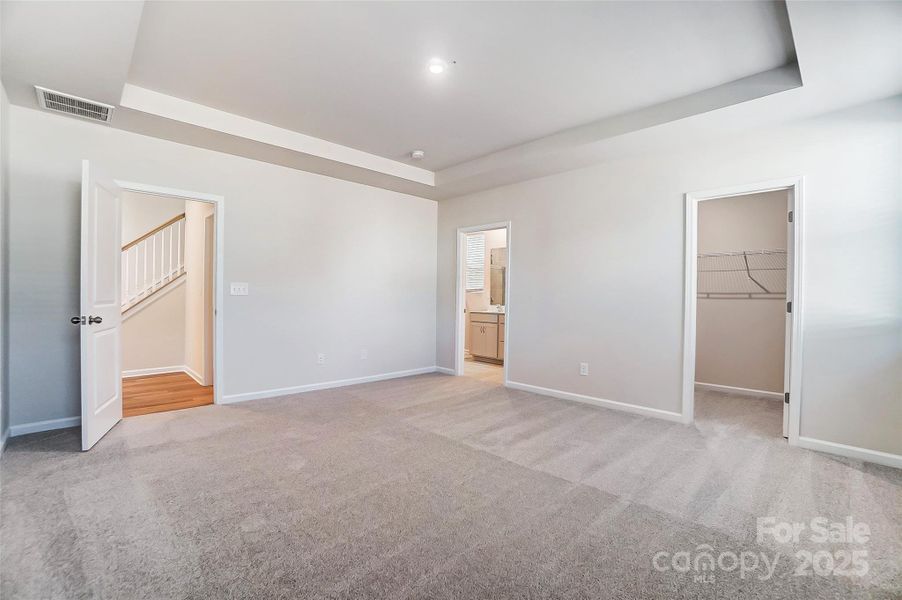 Photo representation only. Exterior and interior colors and finishes will vary. Photo representation only. Exterior and interior colors and finishes will vary.