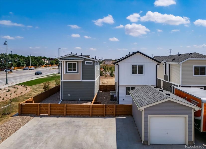 Photos are for illustrative purposes only; actual home options may vary. Photos are for illustrative purposes only; actual home options may vary.