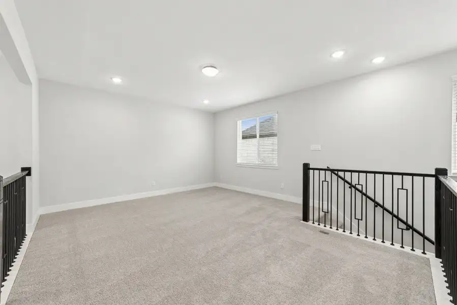 Representative unfurnished interior of a home built from the Harwood by Landon Homes in Lexington Frisco, Frisco (Image 26).
