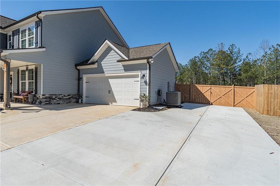Image 43 of a home in River Station.