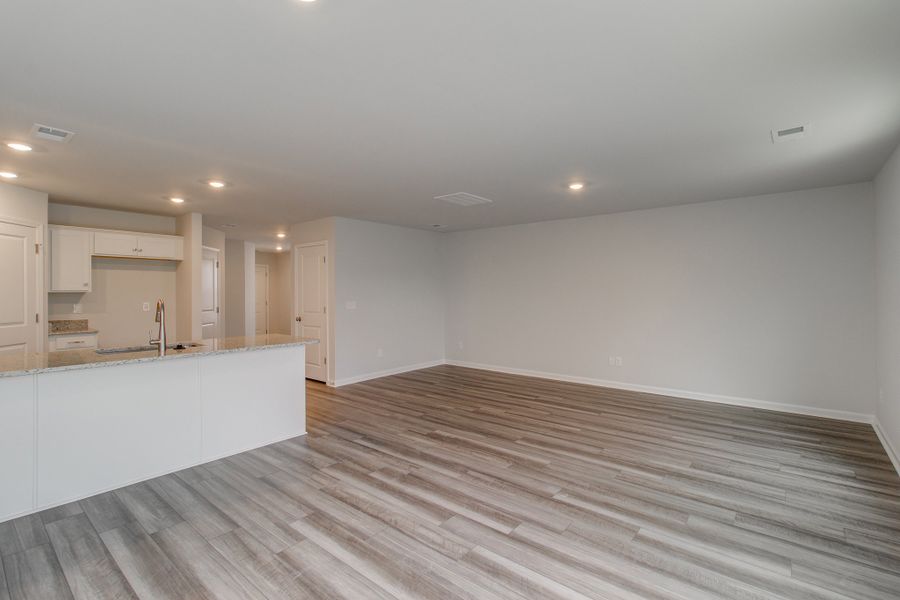Spacious, unfurnished interior of a new home in Bluefield, Lexington (Image 17). Spacious, unfurnished interior of a new home in Bluefield, Lexington (Image 17).