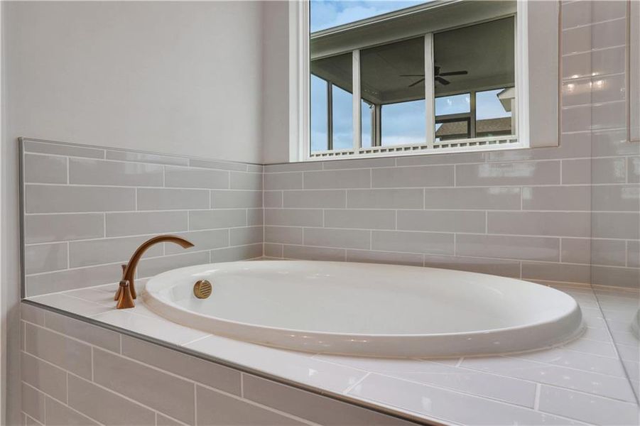 Furnished interior view inside a new home in Twin Lakes, Hoschton (Image 12).