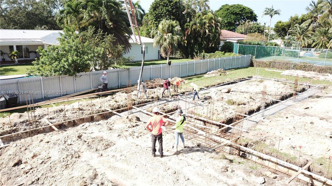 Image 21 of a home in .