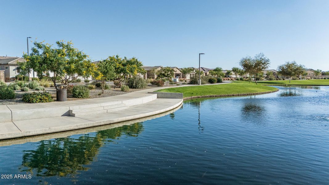 04 Excelsior 04 Excelsior