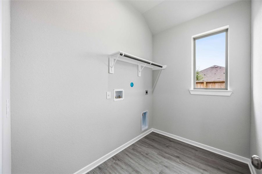 Spacious, unfurnished interior of a new home in Lago Mar  50'  &  55', Texas City (Image 21).