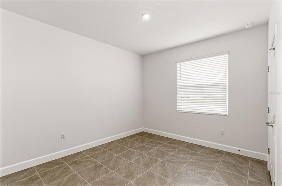 Spacious, unfurnished interior of a new home in , Palm Bay (Image 36).