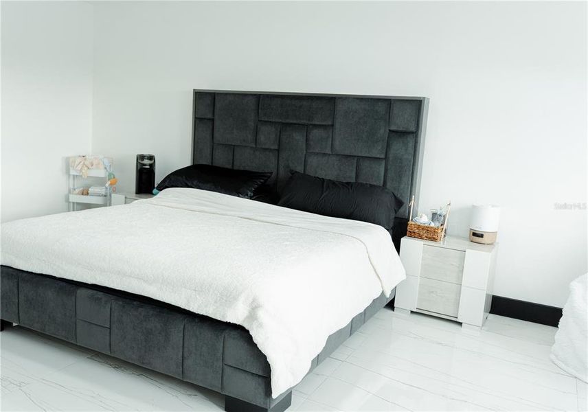 Furnished interior view inside a new home in Storey Creek, Kissimmee (Image 4). Furnished interior view inside a new home in Storey Creek, Kissimmee (Image 4).