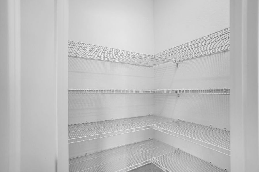 Spacious, unfurnished interior of a new home in Waterstone Townhomes, Groveland (Image 12).