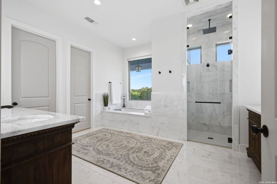 Furnished interior view inside a new home in , Boerne (Image 57).