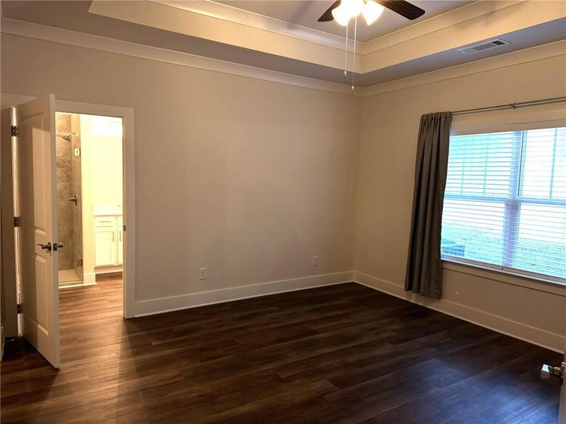 Spacious, unfurnished interior of a new home in , Cleveland (Image 14).