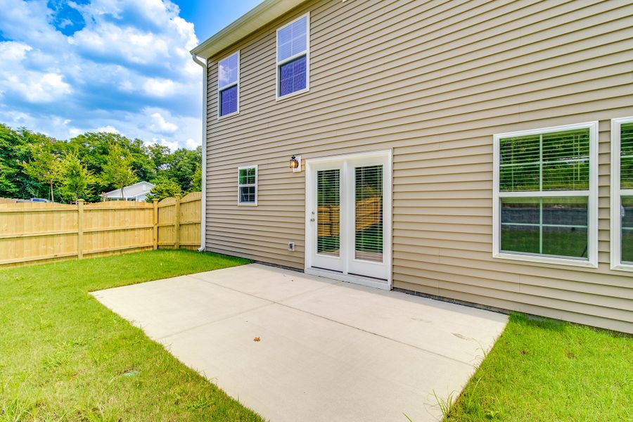 Exterior details and patio area of a home in Bluefield, Lexington (Image 4).