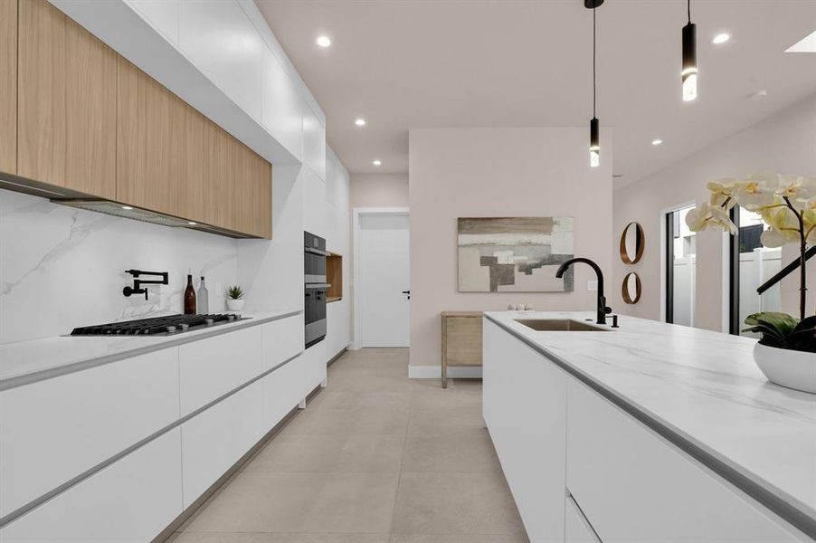 Furnished interior view inside a new home in , Fort Lauderdale (Image 40).