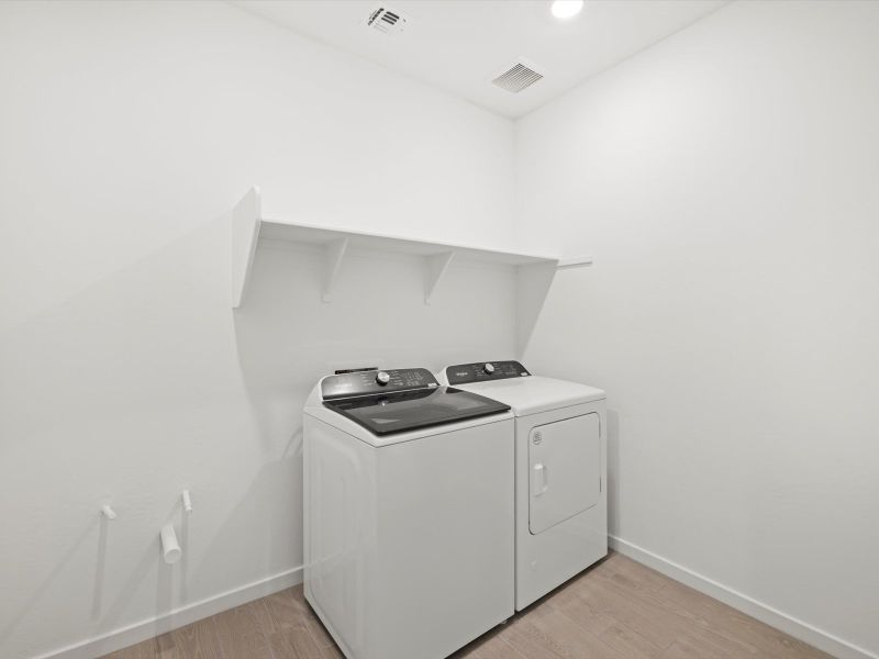 Close-up of interior finishes inside a home in Mountain View Estates Signature Series, Buckeye (Image 6). Close-up of interior finishes inside a home in Mountain View Estates Signature Series, Buckeye (Image 6).