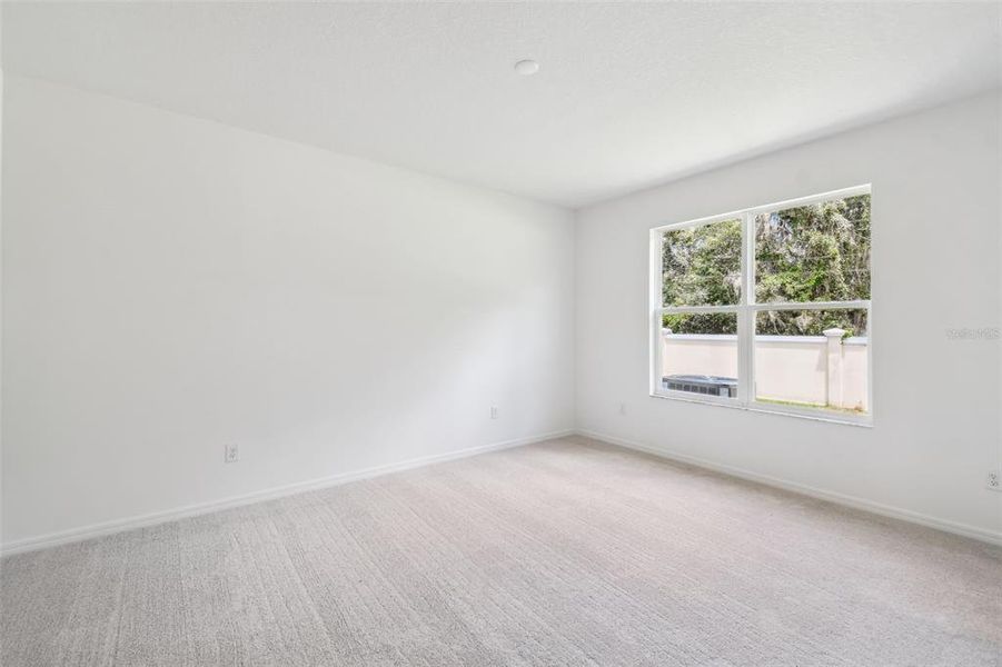 Spacious, unfurnished interior of a new home in Cascades at Southern Hills, Brooksville (Image 20).