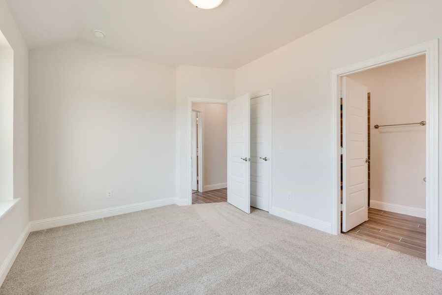 Spacious, unfurnished interior of a new home in , Whitesboro (Image 15).