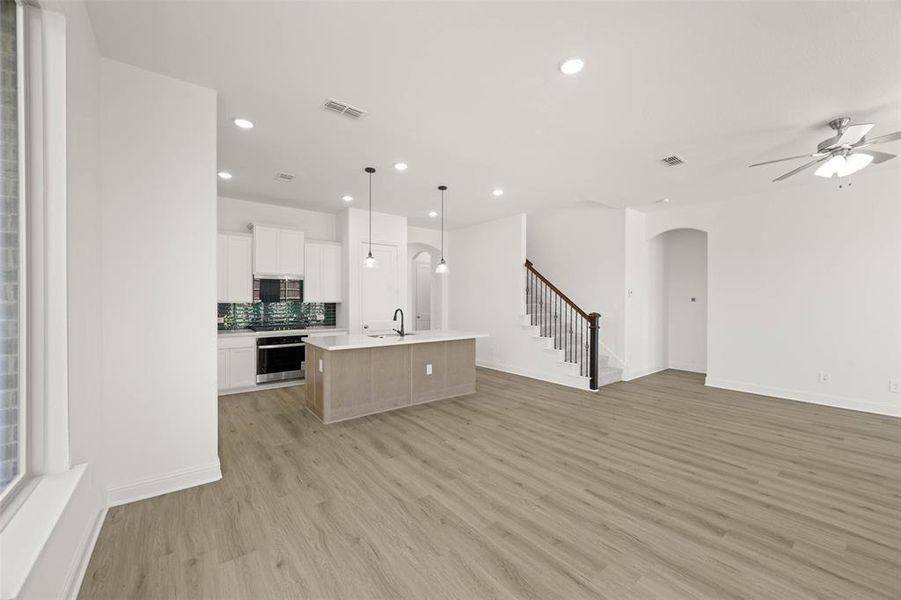 Image 21 of a home in The Oaks. Image 21 of a home in The Oaks.