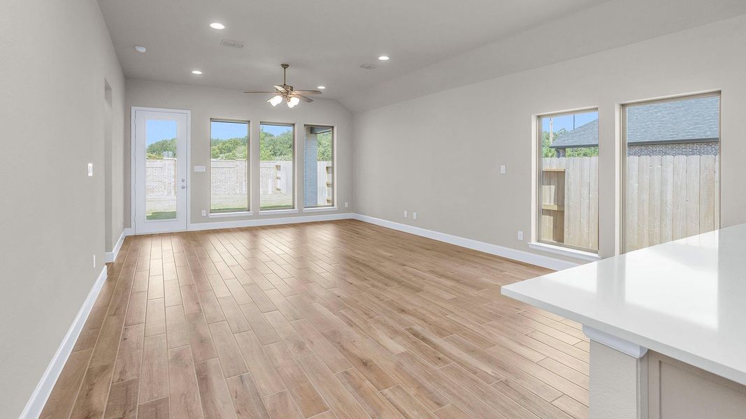 Spacious, unfurnished interior of a new home in Everly, Hockley (Image 13).