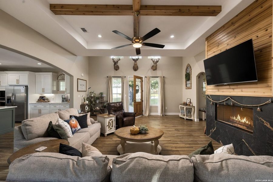 Furnished interior view inside a new home in , La Vernia (Image 35).