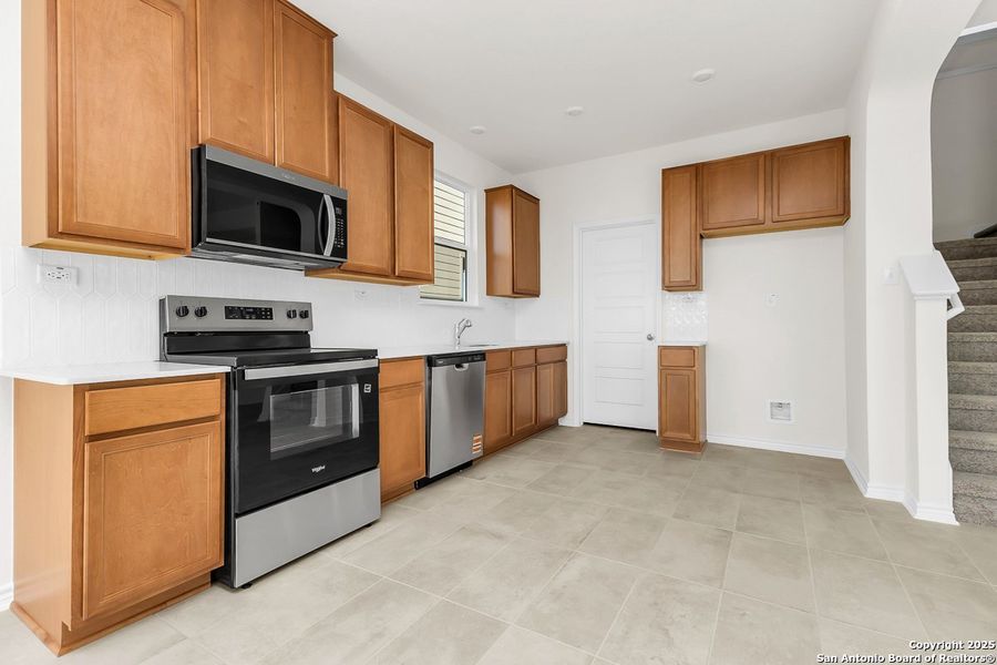 Furnished interior view inside a new home in Knox Ridge, Converse (Image 4).