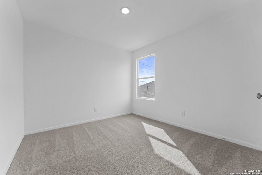 Spacious, unfurnished interior of a new home in Voss Farms: Watermill Collection, New Braunfels (Image 12).