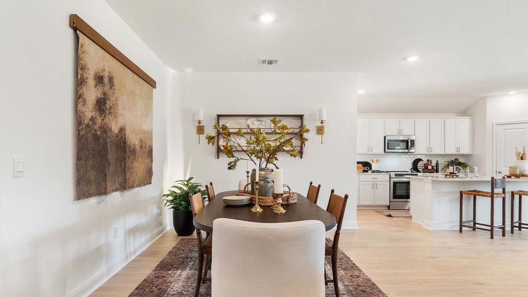 Furnished interior view inside a new home in Riverview, Georgetown (Image 22).