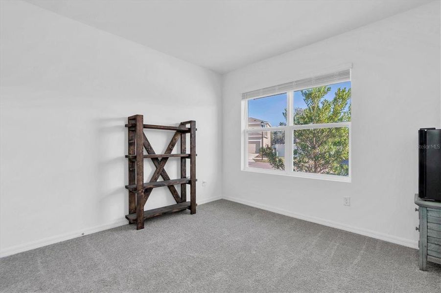 Spacious, unfurnished interior of a new home in , Wesley Chapel (Image 15).