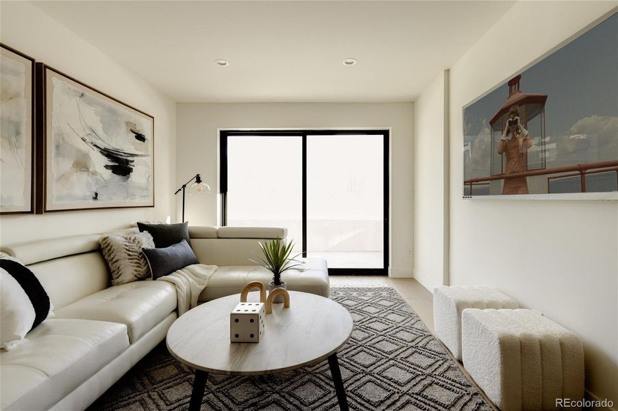 Family / Bonus Room out to Patio