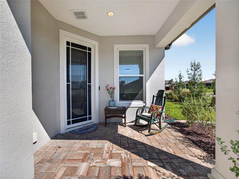 Exterior details and patio area of a home in , Ocala (Image 3).