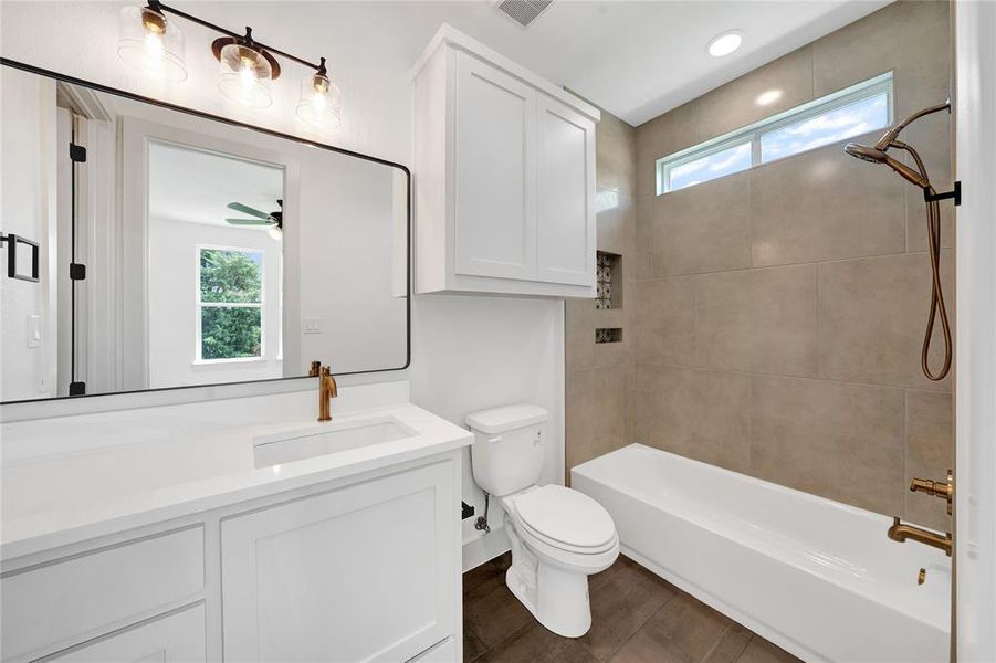 Furnished interior view inside a new home in , Caddo Mills (Image 14).