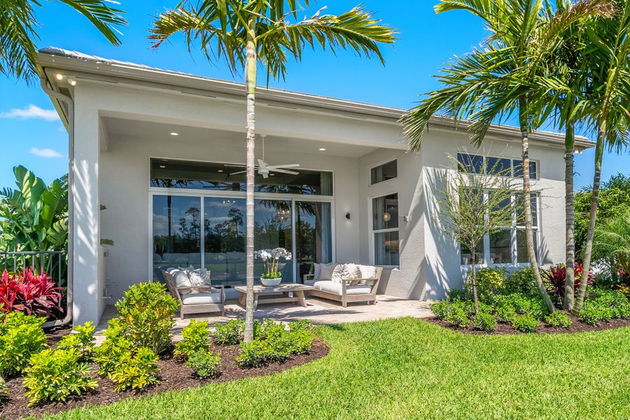 Representative exterior details of a home built from the Horizon by GL Homes in Valencia Sky (55+), Naples (Image 3).